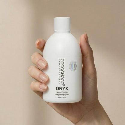 ONYX mineralkeratin til glatning og genopretning af hår 250 ml | COCOCHOCO®